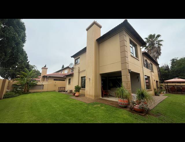 3 BEDROOM SECTIONAL TITLE FOR SALE IN BENONI NORTH
